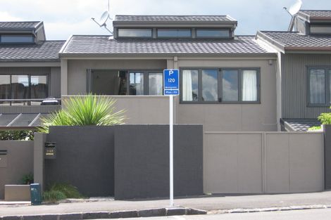 Photo of property in 2/27 Victoria Avenue, Remuera, Auckland, 1050