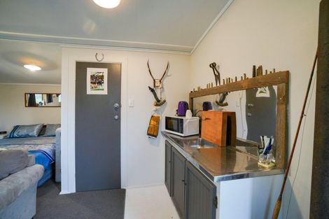 Photo of property in 56 Mason Road, Seaward Bush, Invercargill, 9871