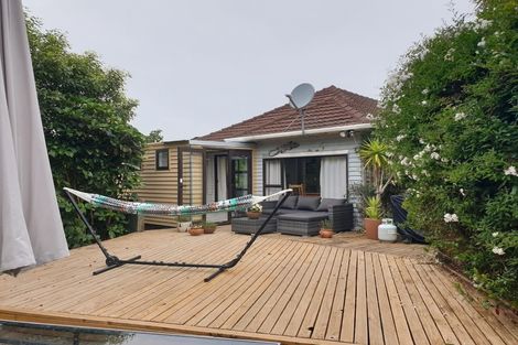 Photo of property in 15 Chew Place, Ranui, Porirua, 5024