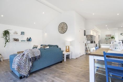 Photo of property in 31 Bramley Drive, Omokoroa, 3114