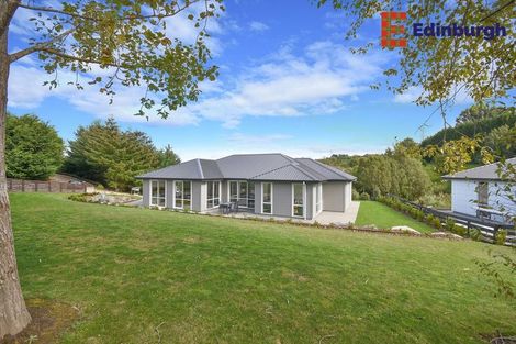 Photo of property in 16 Redwoods Lane, Helensburgh, Dunedin, 9010