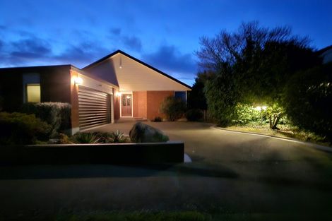 Photo of property in 32 Springbank Street, Bryndwr, Christchurch, 8053
