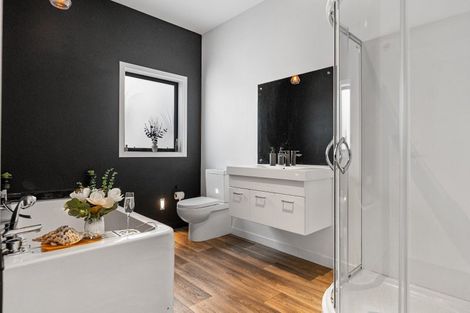 Photo of property in 10 Ellesmere Close, Pyes Pa, Tauranga, 3112