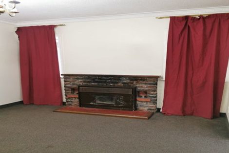 Photo of property in 42 Kamahi Street, Stokes Valley, Lower Hutt, 5019