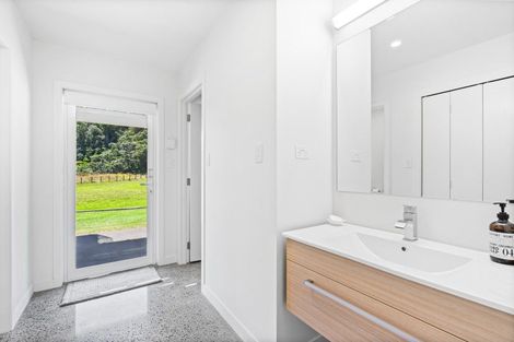 Photo of property in 878 Matapouri Road, Matapouri, Whangarei, 0173