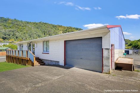 Photo of property in 51 Wairau Road, Picton, 7220