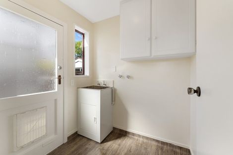 Photo of property in 2/54 Arran Crescent, Woolston, Christchurch, 8062