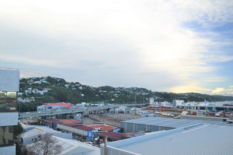 Photo of property in Hobson Court Flats, 54/70 Hobson Street, Thorndon, Wellington, 6011