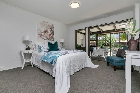 Photo of property in 2/41 Edgeworth Road, Glenfield, Auckland, 0629