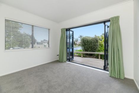 Photo of property in 73 Santa Monica Drive, Papamoa Beach, Papamoa, 3118