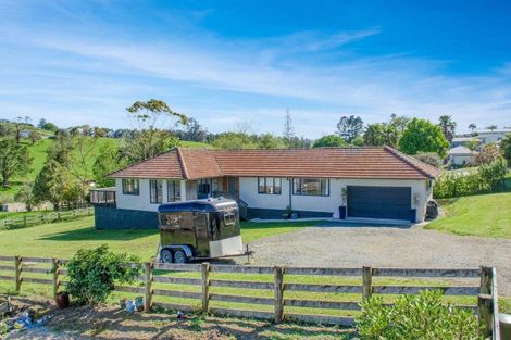 Photo of property in 15 Calla Street, Maungaturoto, 0520