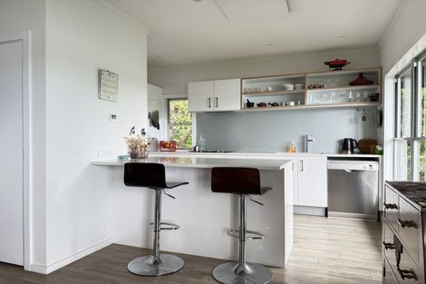 Photo of property in 38 Robieson Street, Roseneath, Wellington, 6011