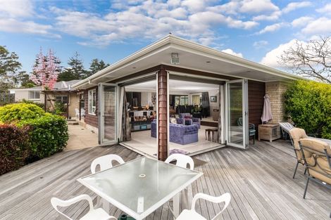 Photo of property in 121 Pomona Road, Kumeu, 0891