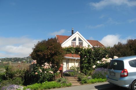 Photo of property in 14 Glendevere Terrace, Redcliffs, Christchurch, 8081