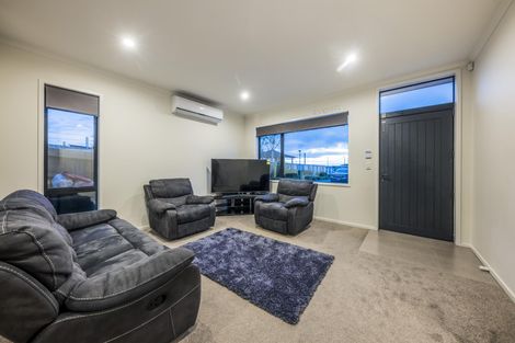 Photo of property in 3 Fermi Lane, Papakura, 2110