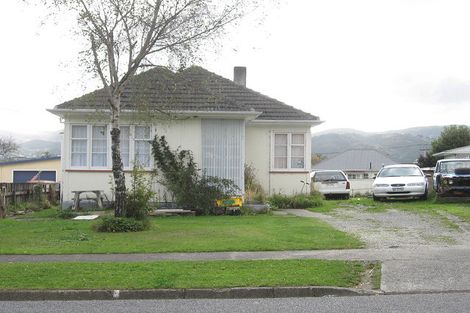 Photo of property in 2 Buller Grove, Naenae, Lower Hutt, 5011