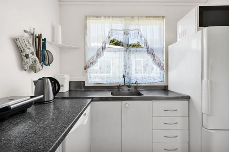 Photo of property in 2/20 Darnell Street, Fitzroy, New Plymouth, 4312