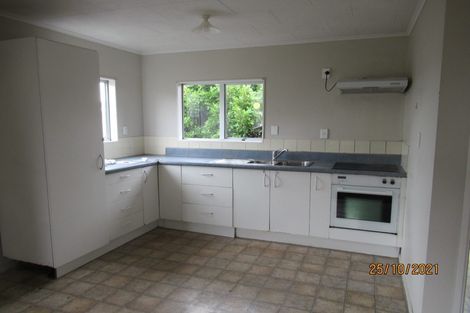 Photo of property in 1/2 Costar Place, Wiri, Auckland, 2104