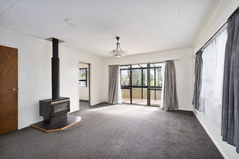 Photo of property in 1/19a Ribblesdale Road, Henderson, Auckland, 0612