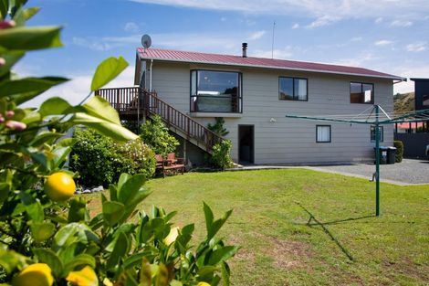 Photo of property in 2 Takahe Drive, South Bay, Kaikoura, 7300