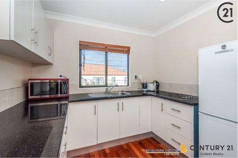 Photo of property in 2/49 College Road, Northcote, Auckland, 0627