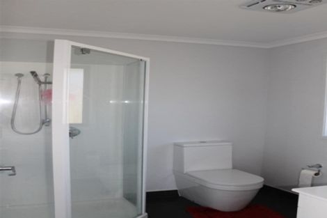 Photo of property in 23 Calla Street, Maungaturoto, 0520