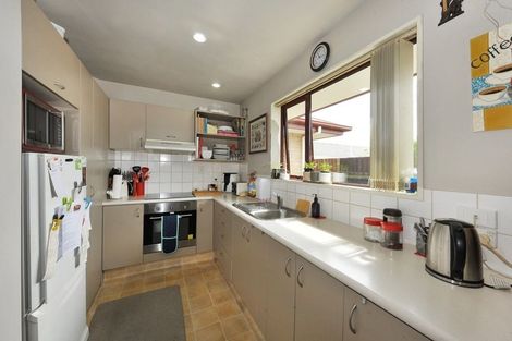 Photo of property in 10/295 Pages Road, Wainoni, Christchurch, 8061