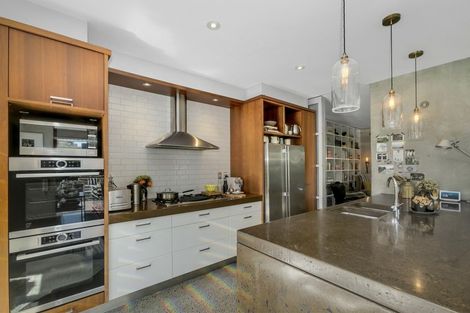 Photo of property in 55 Wainui Avenue, Point Chevalier, Auckland, 1022