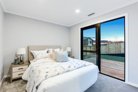 Photo of property in 49 Kumukumu Road, Long Bay, Auckland, 0630