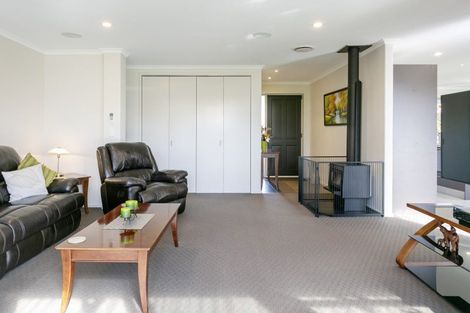 Photo of property in 4 Ernest Kemp Rise, Wharewaka, Taupo, 3330