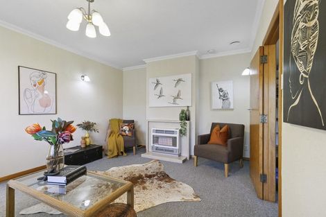 Photo of property in 1 Melrose Road, Island Bay, Wellington, 6023