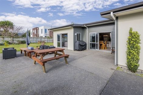 Photo of property in 26 Okarito Avenue, Levin, 5510