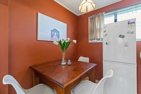 Photo of property in 2/22 Captain Scott Road, Glen Eden, Auckland, 0602