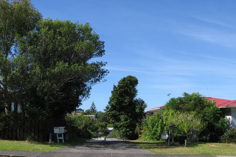 Photo of property in 1/60 Sycamore Drive, Sunnynook, Auckland, 0620