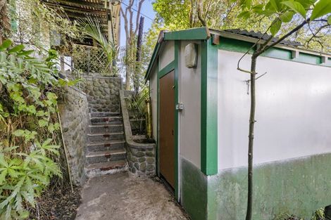 Photo of property in 2 Gurney Road, Kelson, Lower Hutt, 5010