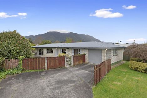 Photo of property in 44 Clarke Avenue, Te Aroha, 3320