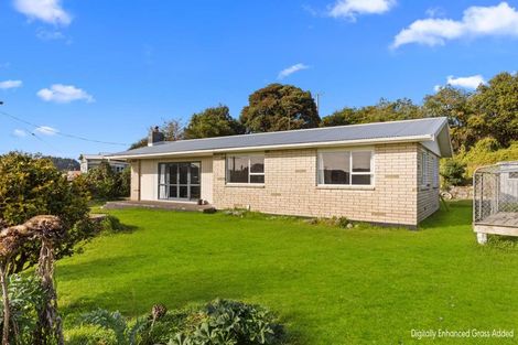Photo of property in 13 Norfolk Street, Patea, 4520
