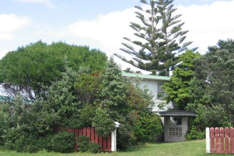 Photo of property in 262 Seaforth Road, Waihi Beach, 3611