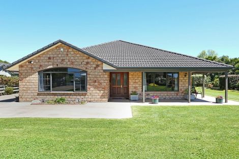 Photo of property in 31 Monument Road, Clevedon, Papakura, 2582