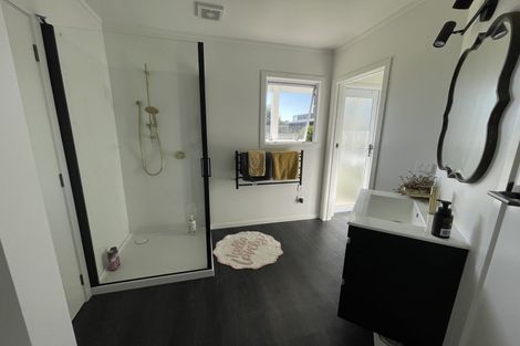 Photo of property in 258 Saint Aubyn Street, New Plymouth, 4310