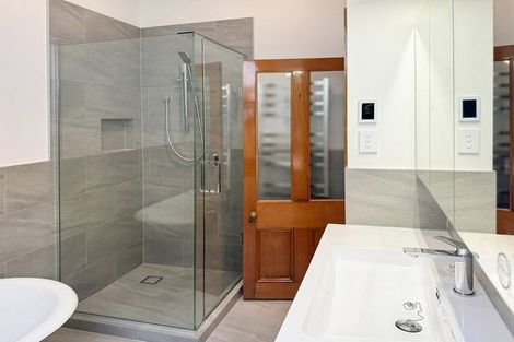 Photo of property in 1/10 Patuone Avenue, Devonport, Auckland, 0624