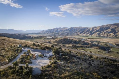 Photo of property in 71 Westreca Ridge Lane, Queensberry, Cromwell, 9383