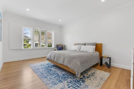 Photo of property in 10 Sentinel Road, Herne Bay, Auckland, 1011