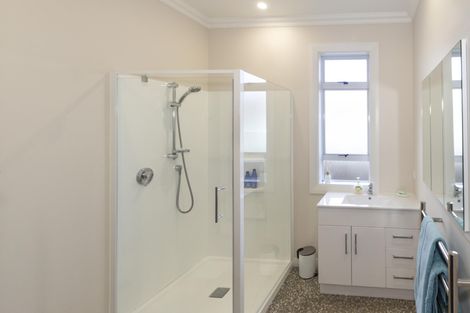 Photo of property in 18 Frome Street, Oamaru North, Oamaru, 9400