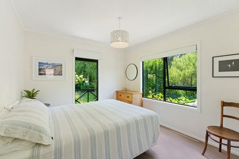 Photo of property in 3 Henare Street, Waikanae Beach, Waikanae, 5036