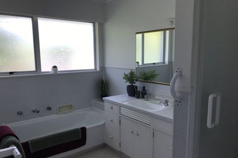 Photo of property in 7 Windsor Avenue, Waikanae, 5036