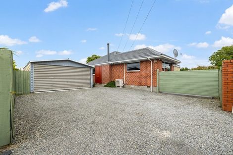 Photo of property in 16 Leacroft Street, Bishopdale, Christchurch, 8053