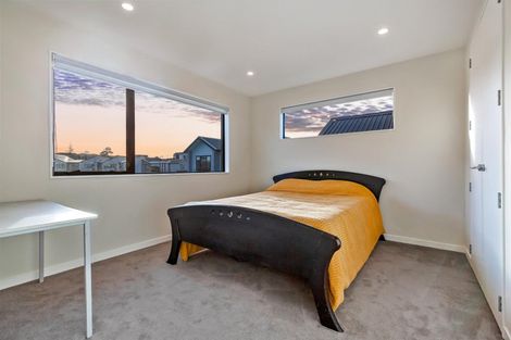 Photo of property in 24 Lumbarda Drive, Kumeu, 0810