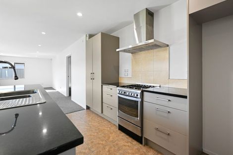 Photo of property in 2 Etna Way, Dinsdale, Hamilton, 3204