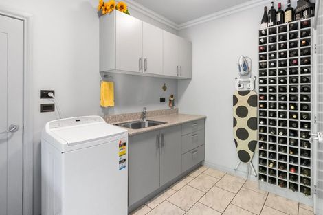 Photo of property in 25 Twin Peaks Grove, Koputaroa, Levin, 5575